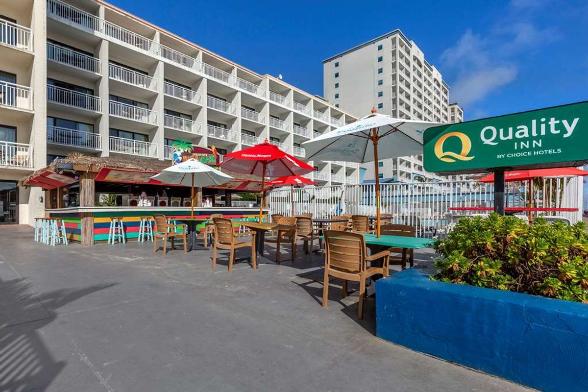 Howard Johnson Plaza Hotel - Oceanfront- First Class Ocean City, MD Hotels-  Business Travel Hotels in Ocean City