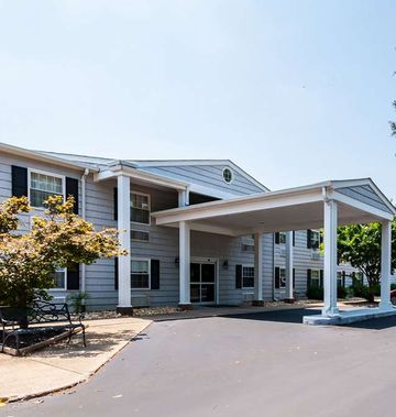 Quality Inn Beacon Marina