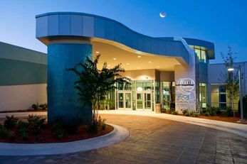 Oasis Hotel & Conv Center, Ascend Hotel