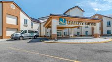 Quality Suites Airport