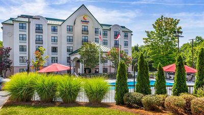 Comfort Suites Hanes Mall
