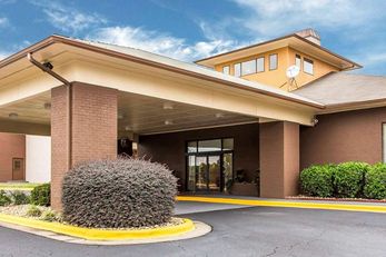 Quality Suites Hickory