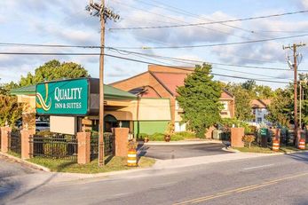 Quality Inn & Suites Greensboro