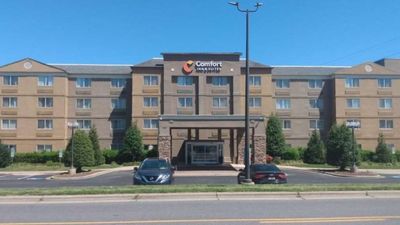 Comfort Inn & Suites