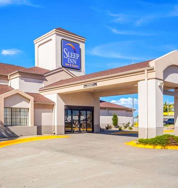 Sleep Inn & Suites