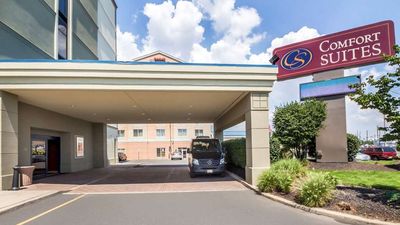 Comfort Suites at Woodbridge