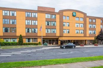 Quality Inn