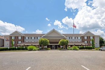 Comfort Suites