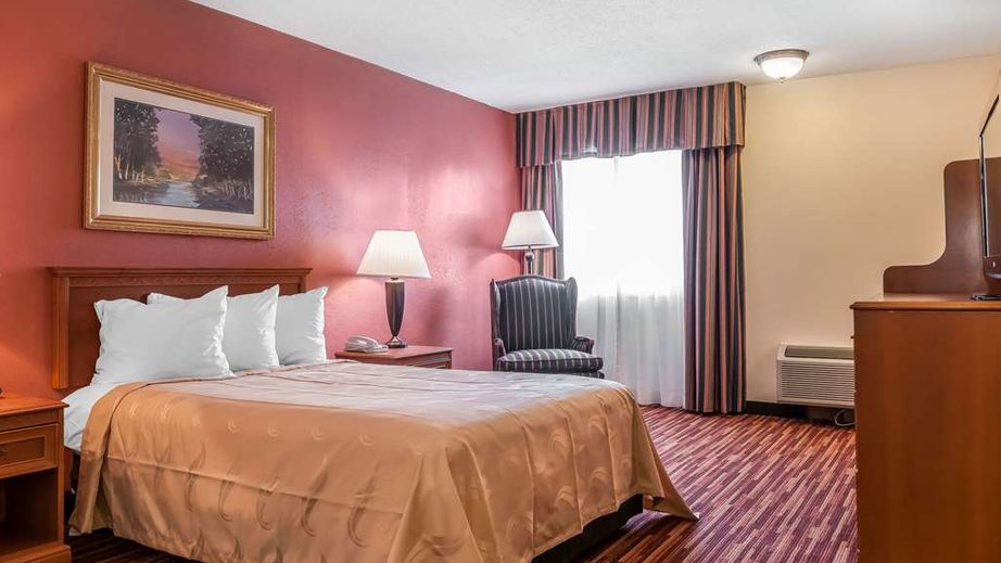 hotel rooms in gallipolis ohio