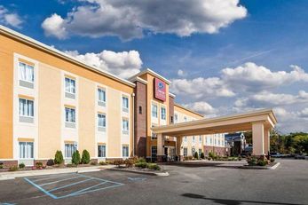 Comfort Suites