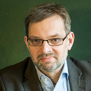 Dirk Rogl Research Analyst and Content Specialist, Europe