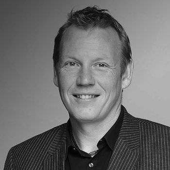 Niklas Andréen President & Chief Operating Officer