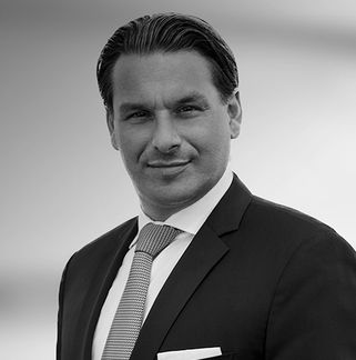 Tamur Goudarzi Pour