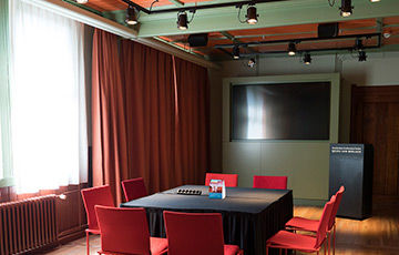 Private Meeting Room