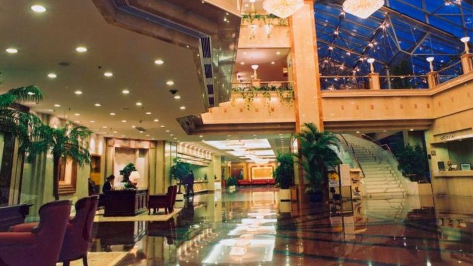 Fuzhou Lakeside Hotel Lobby