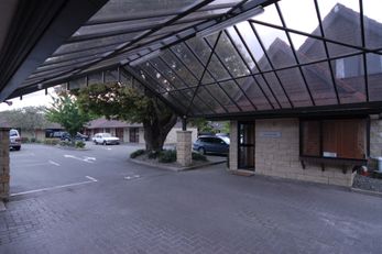 Bentleys Motor Inn