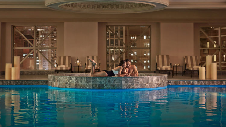 Four Seasons Hotel Chicago Pool