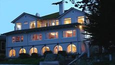 Martine Inn