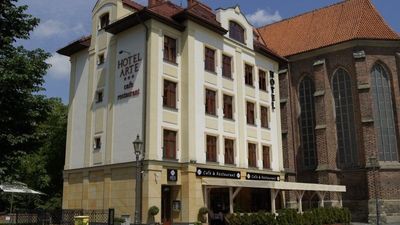 Hotel Arte-Brzeg