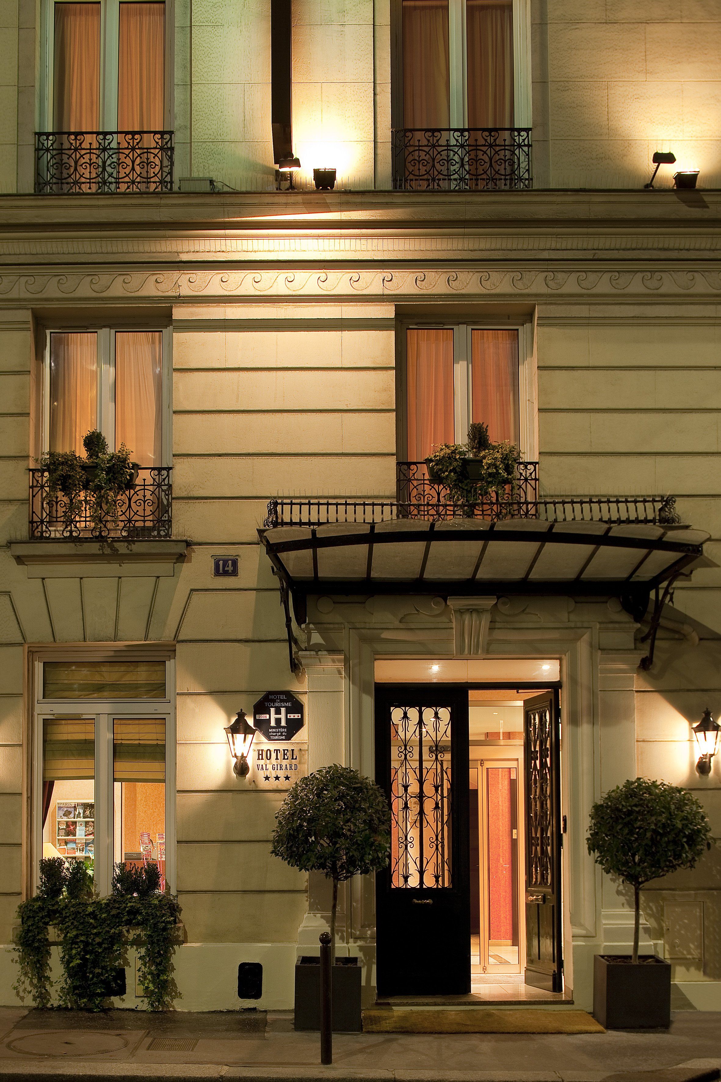 Hotel Val Girard Local Info First Class Paris, France Hotels