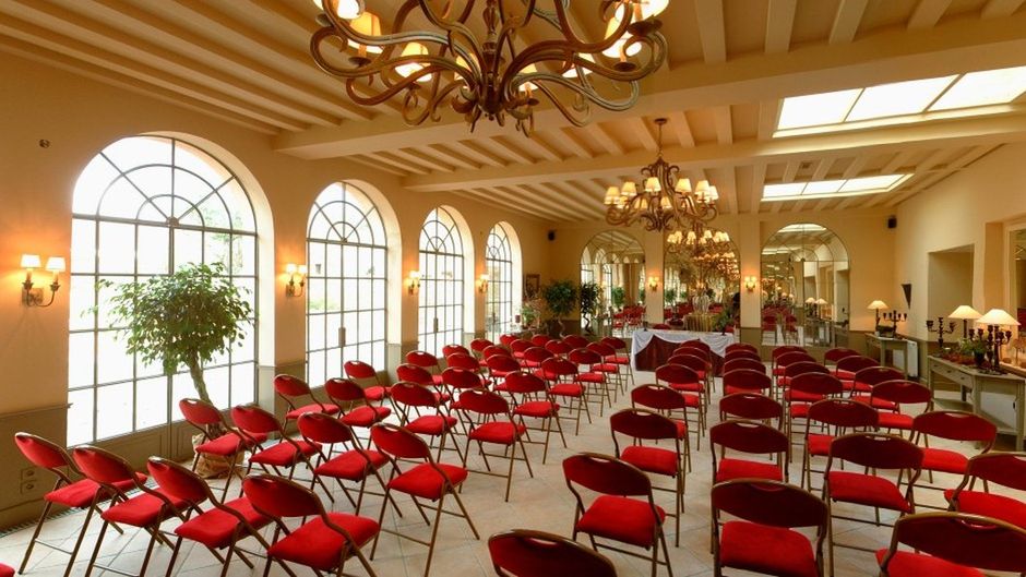 Chateau de Courban Meeting
