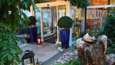 Hotel Azenberg