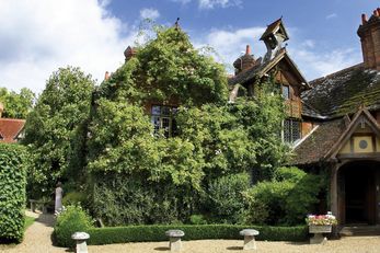 Langshott Manor