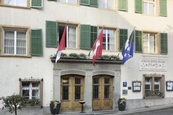 Blume Hotel