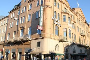Grand Hotel
