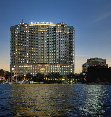 Four Seasons Hotel Cairo at Nile Plaza