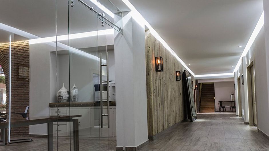 Hotel La Nueva Estancia Lobby