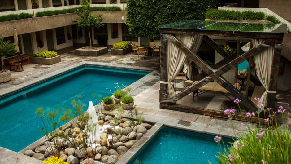 Hotel La Nueva Estancia Pool