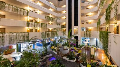 Novotel Darwin Atrium
