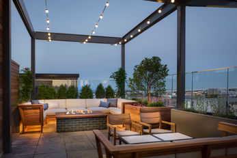 Kimpton Journeyman Hotel