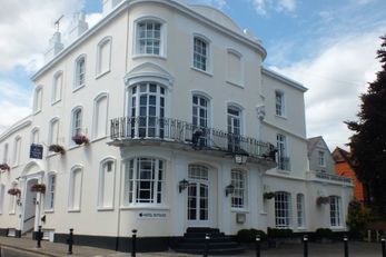 Royal Adelaide Hotel