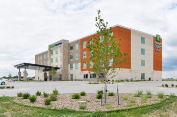 Holiday Inn Express & Suites Ogallala