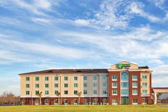 Holiday Inn Express Hotel & Suites
