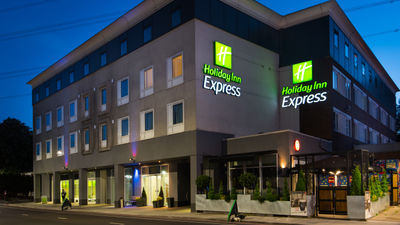 Holiday Inn Express Wimbledon South