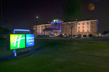 Holiday Inn Express & Stes Detroit North