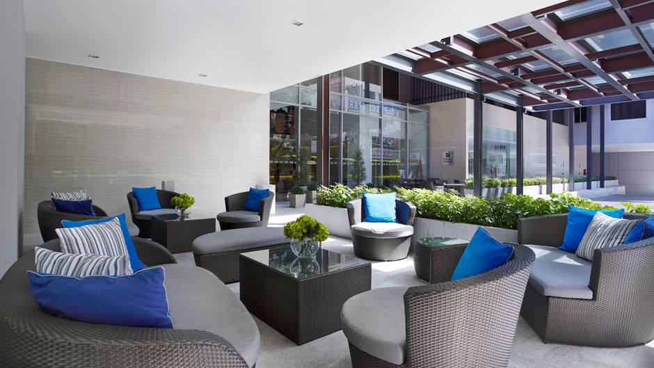 Holiday Inn Express Bangkok Sathorn Bangkok Thailand Meeting Rooms Event Space Association Meetings International