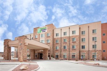 Holiday Inn Express And Suite East
