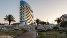 Eurostars Oasis Plaza