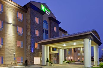 Holiday Inn Express Hotel & Suites Arpt
