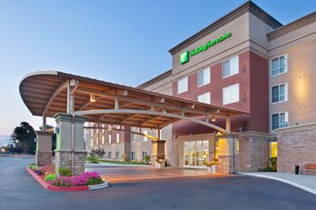 Holiday Inn Hotel & Suites