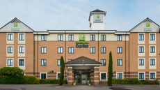 Holiday Inn Express Dartford Bridge