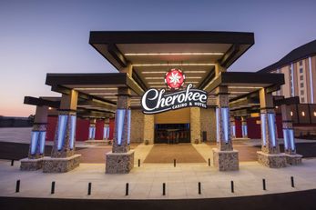 Cherokee Casino Inn Roland