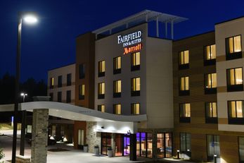 Fairfield Inn & Suites Omaha West