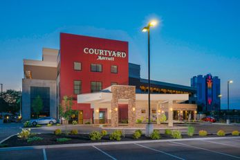 Courtyard Niagara Falls