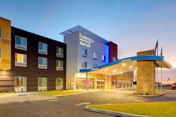 Fairfield Inn & Suites North Airport