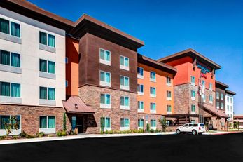 TownePlace Suites Bakersfield West